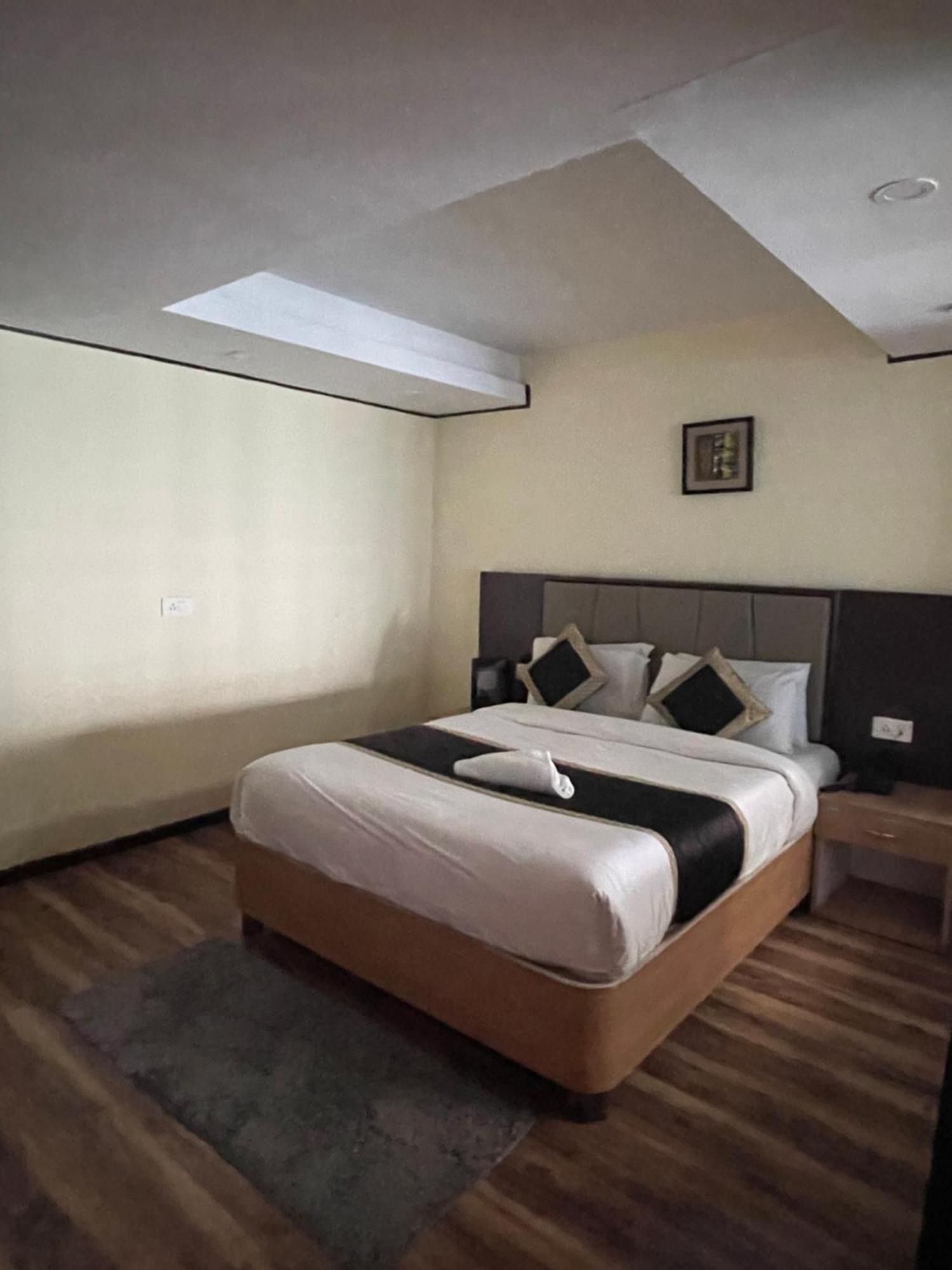 Hotel Palm Street Near Taj Agra  Exterior photo